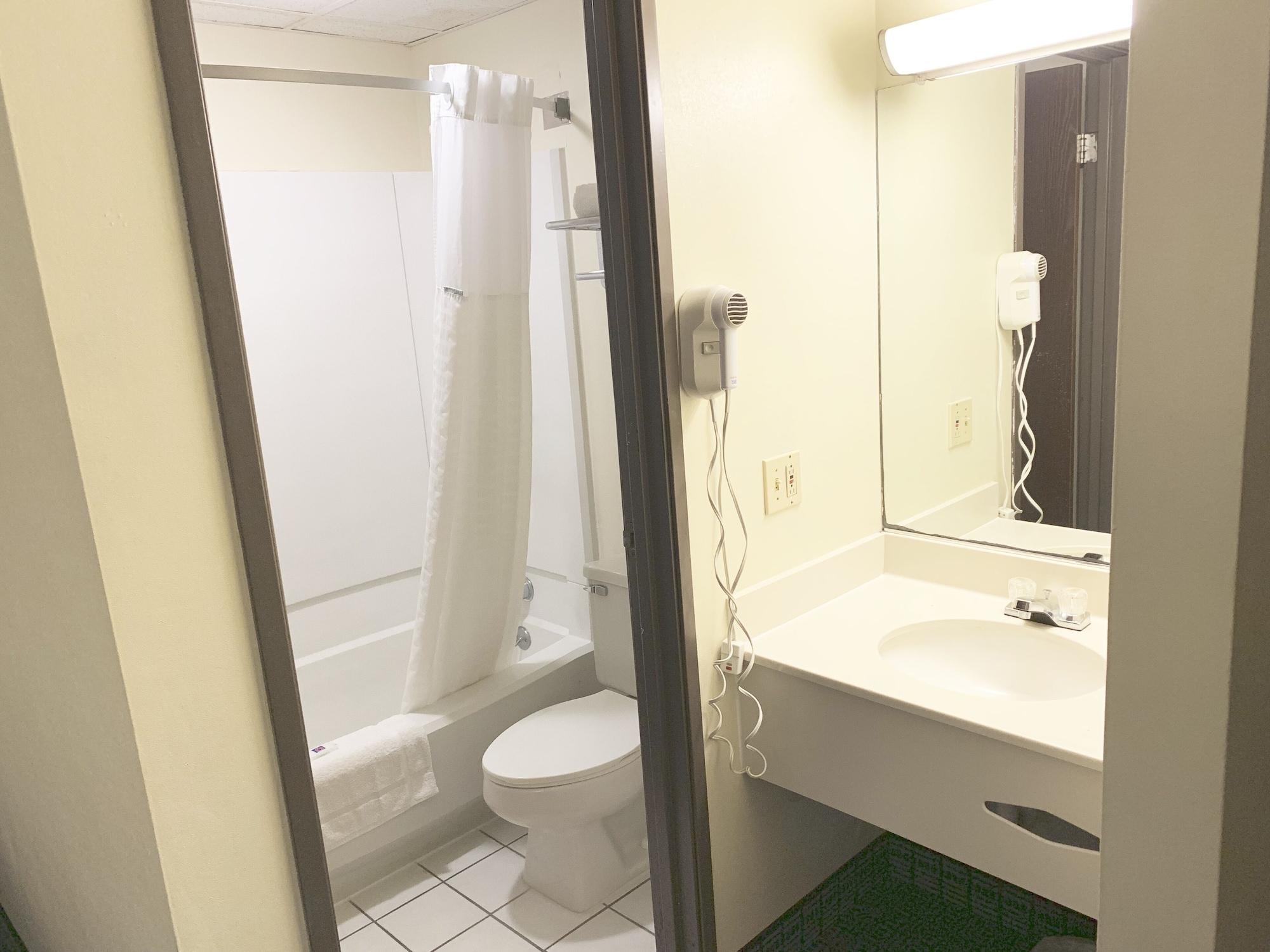 Motel 6 Mcgraw, Ny - Cortland Εξωτερικό φωτογραφία